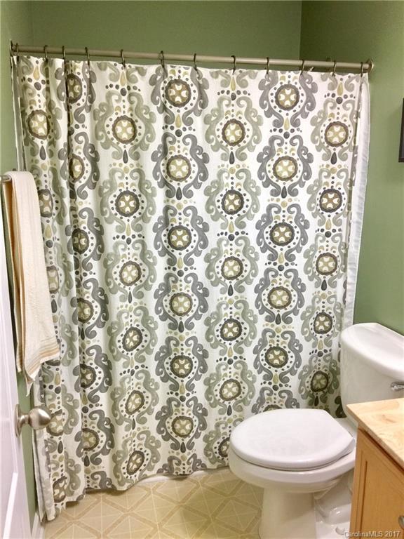 Avery Lake - Residential