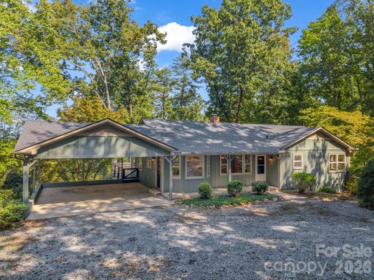 93 DOGWOOD CT, TRYON, NC 28782 - Image 2450f0ee2d31a4e33572457aaa4be87d/2581378484
