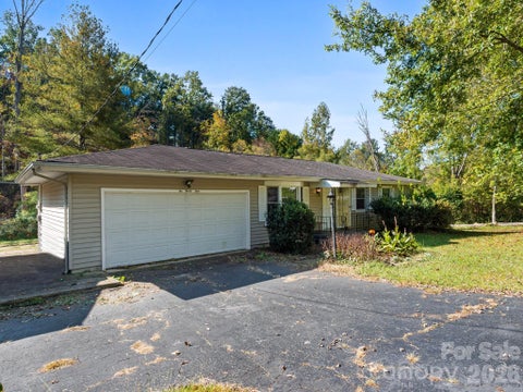 Photo of 239 Baird Cove Road, Asheville, NC 28804 (MLS # 4434380)