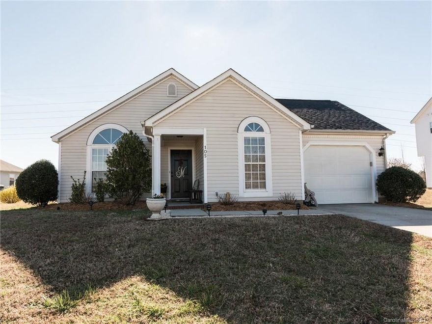 Fantastic RANCH home with open floor plan and plenty of natural light, in popular Runnymeade. Plenty of living space, with a large family room with gas fireplace and spacious master with a large walk-in closet. Large kitchen with adjacent dining area. Home is situated on a cul-de-sac lot, and near the walking trail! HVAC system only 1.5 years old and new roof was put on in 2016.  Freshly painted, carpets cleaned, and MOVE IN READY!