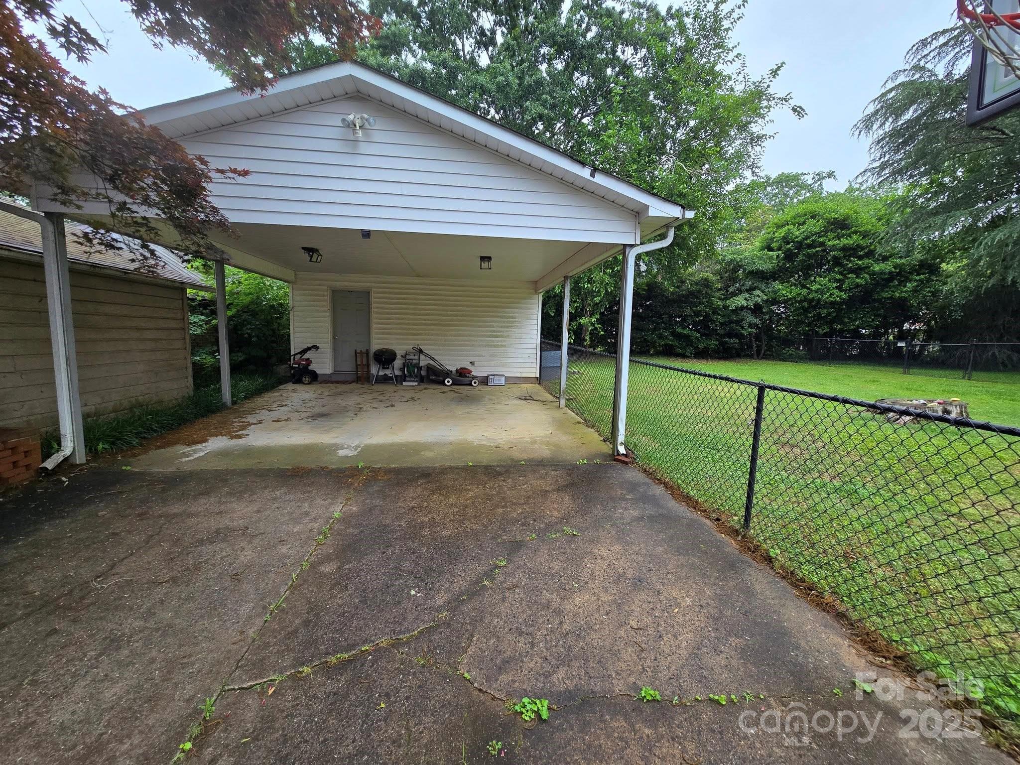129 Carolina Avenue