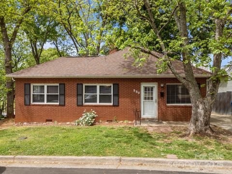 330 Clover Street Mooresville NC 28115
