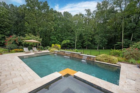 Photo of 9723 Sedgefield Drive, Waxhaw, NC 28173 (MLS # 4300089)