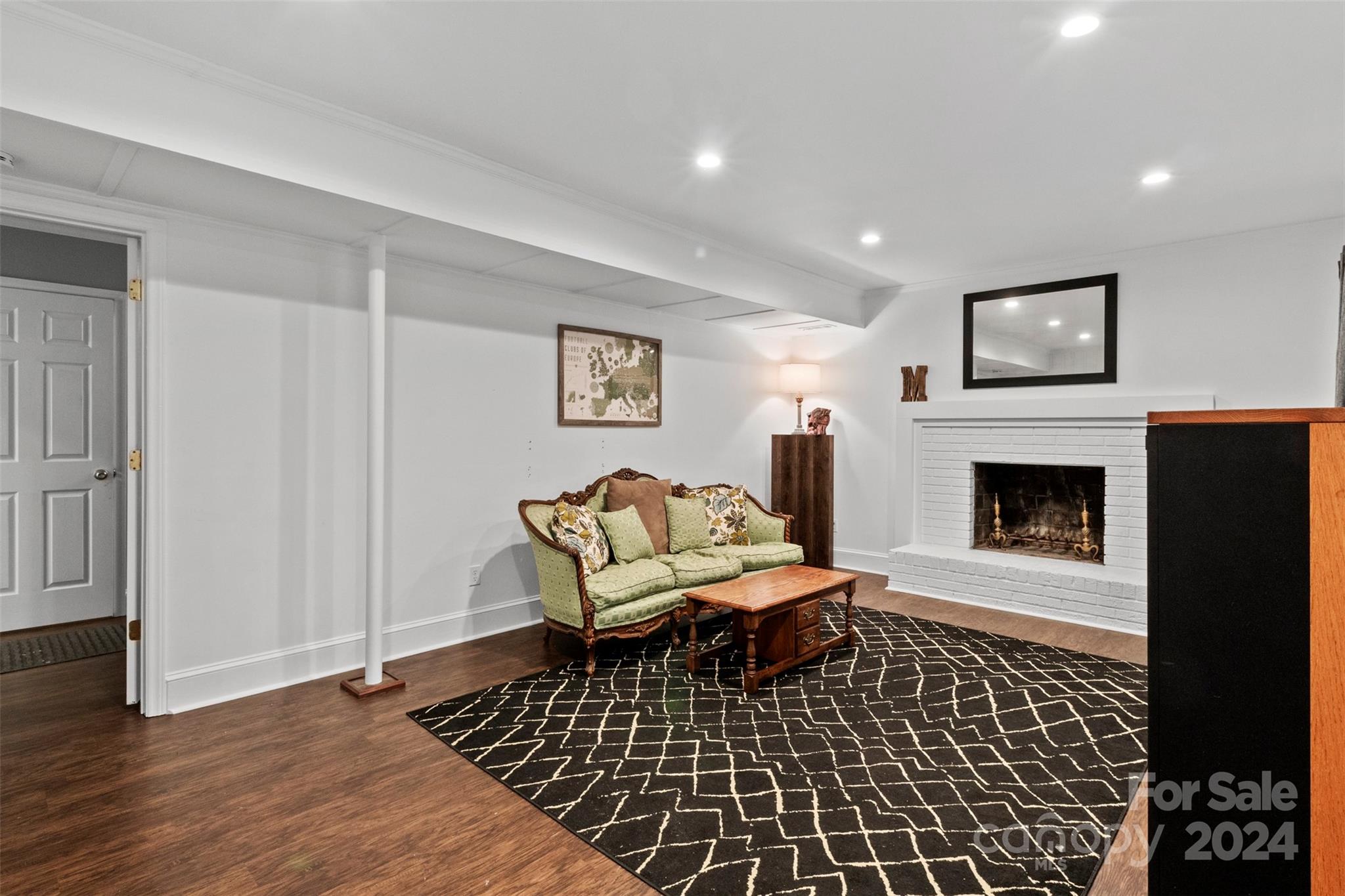 Starmount - Residential