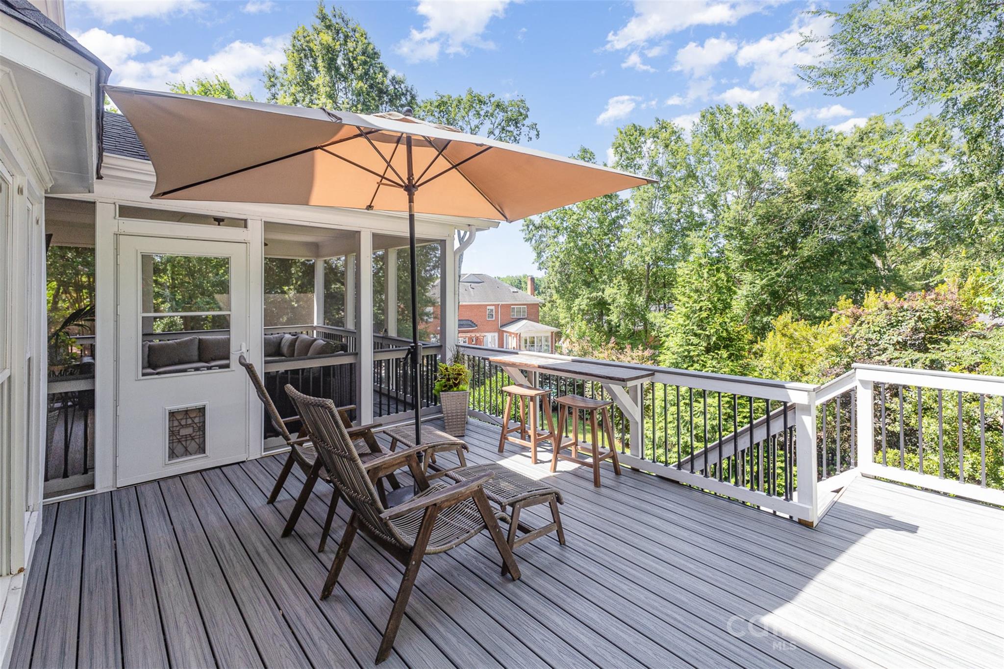 Mallory Manor - Residential