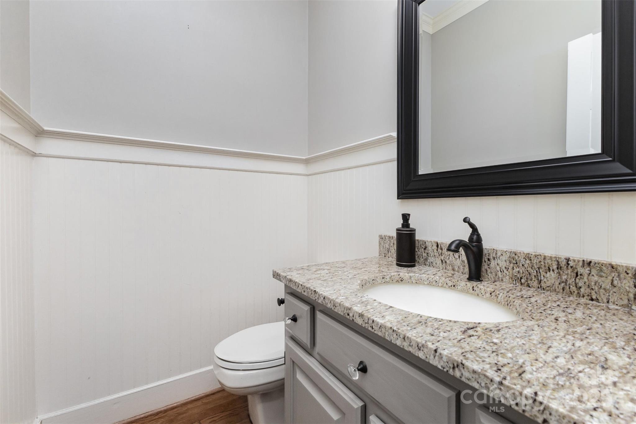 Mallory Manor - Residential