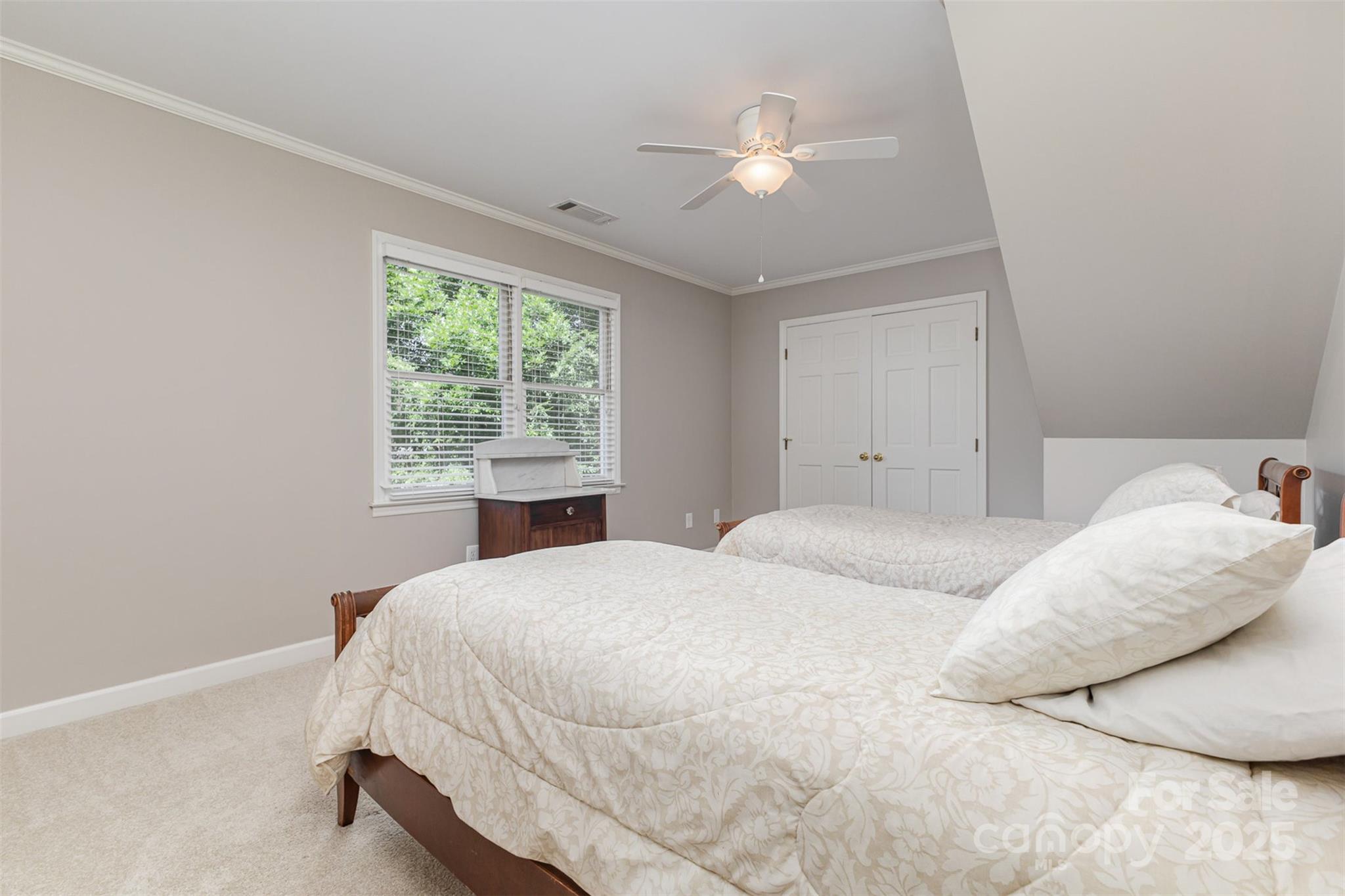 Mallory Manor - Residential