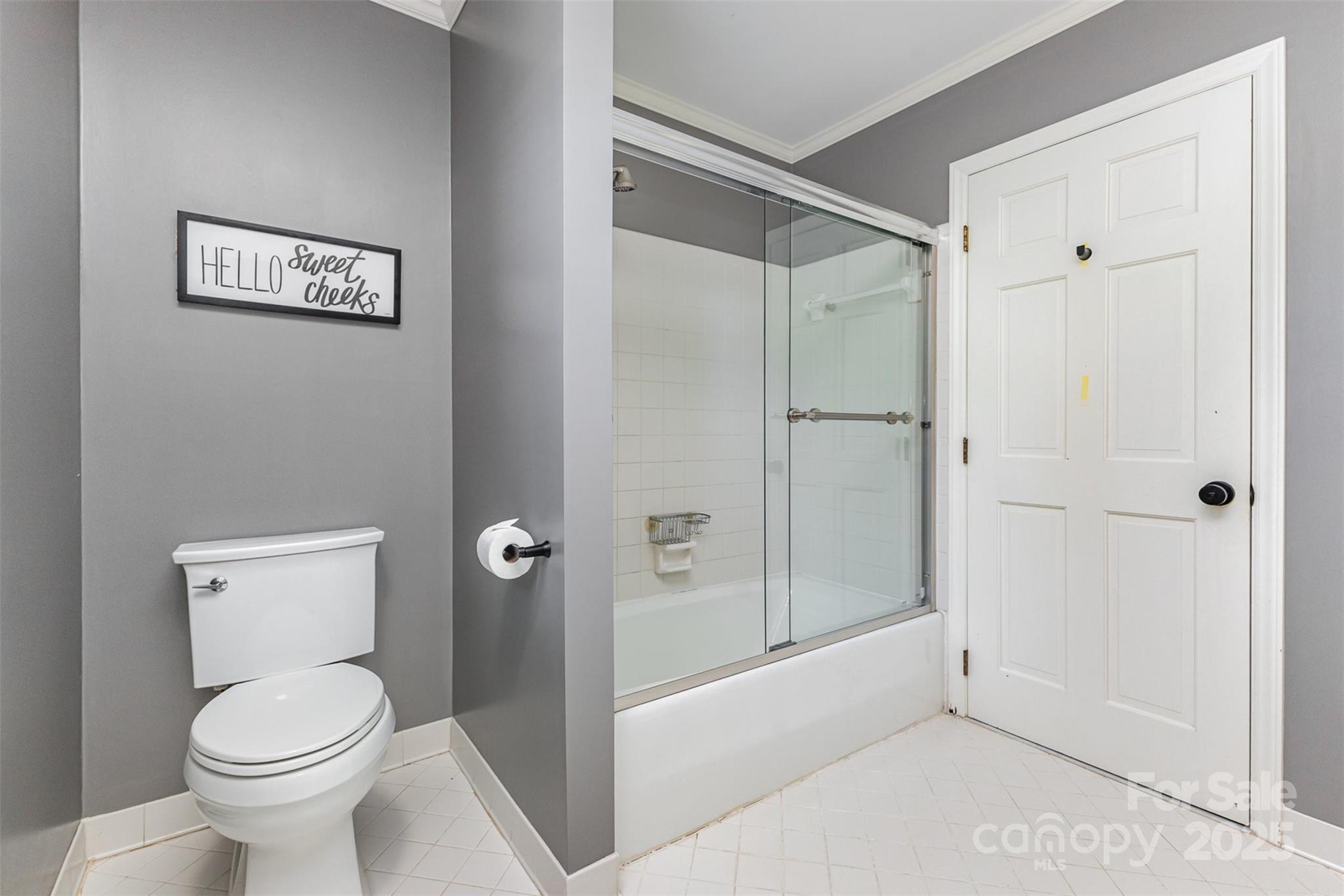 Mallory Manor - Residential