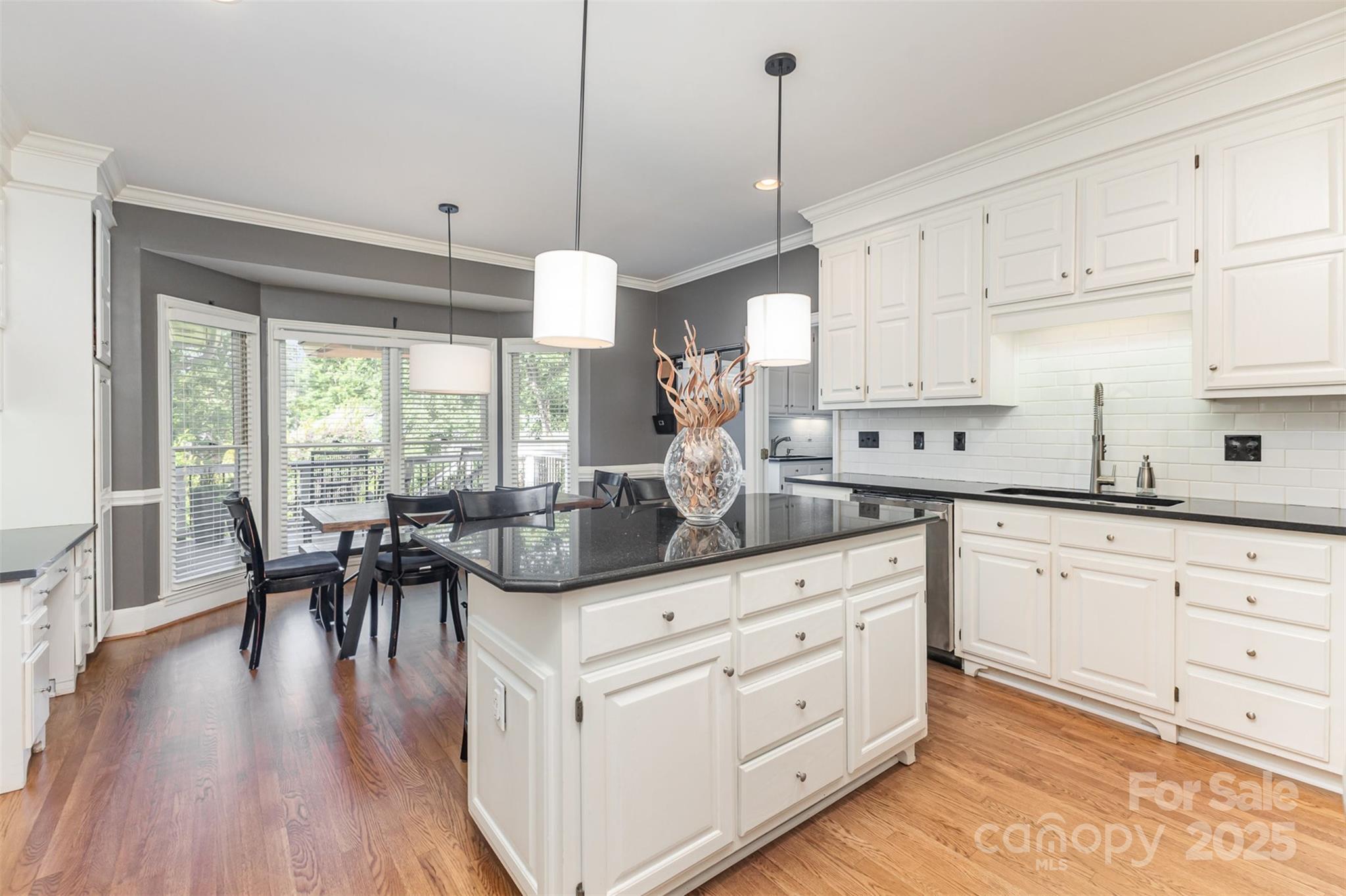 Mallory Manor - Residential