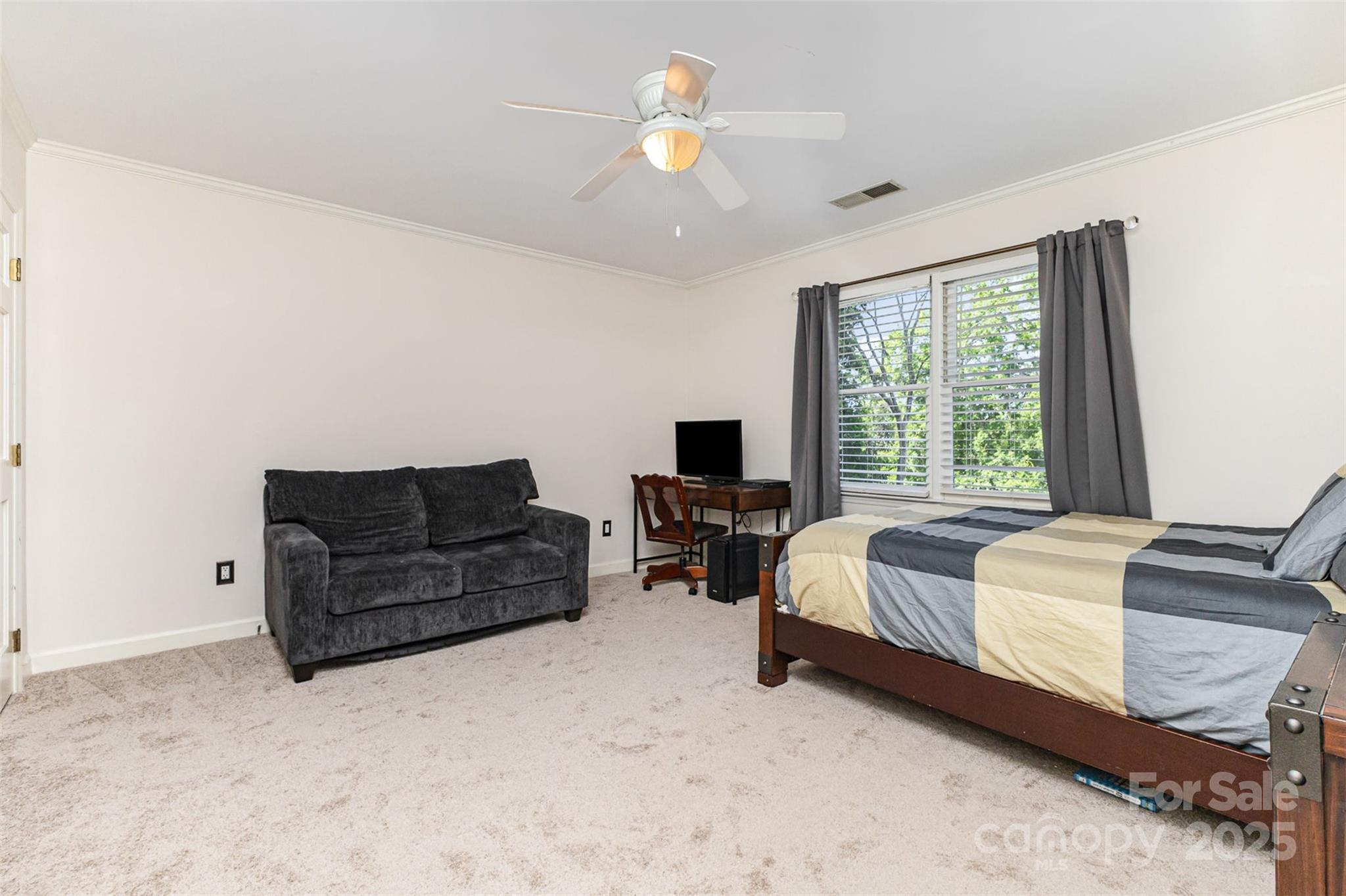 Mallory Manor - Residential