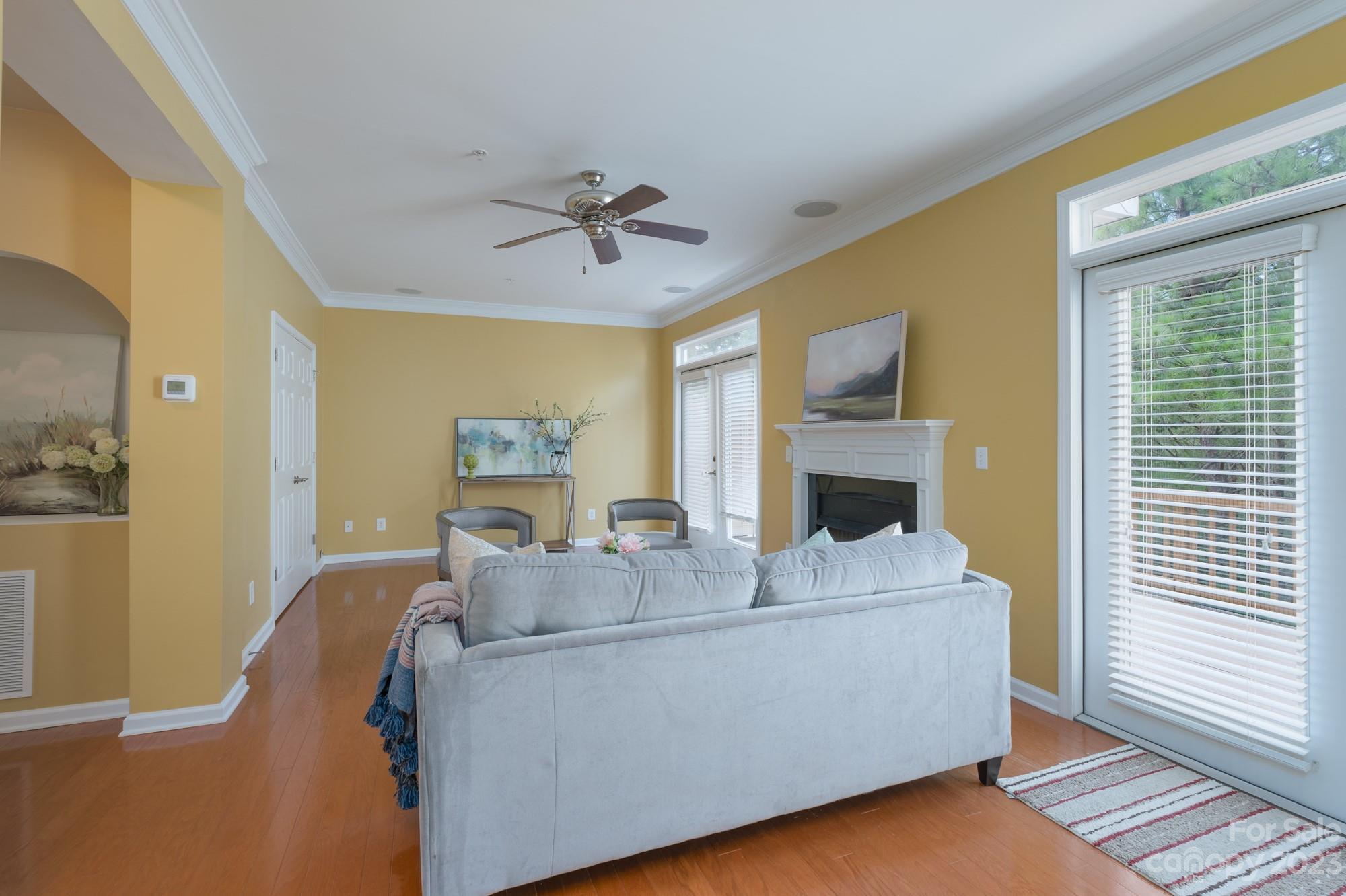 Lake Shore On Lake Wylie - Residential