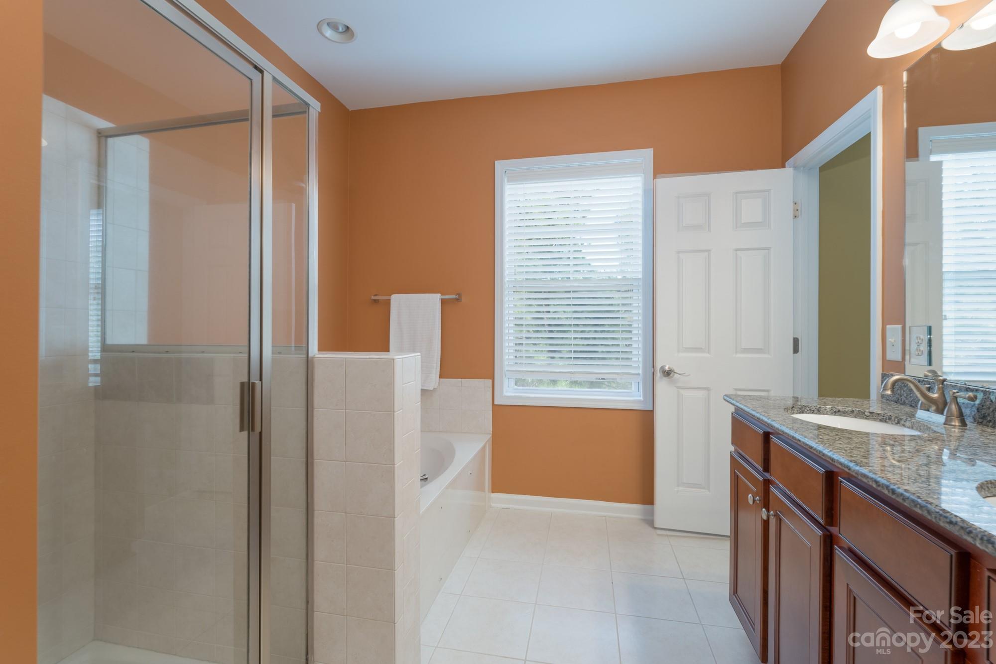 Lake Shore On Lake Wylie - Residential