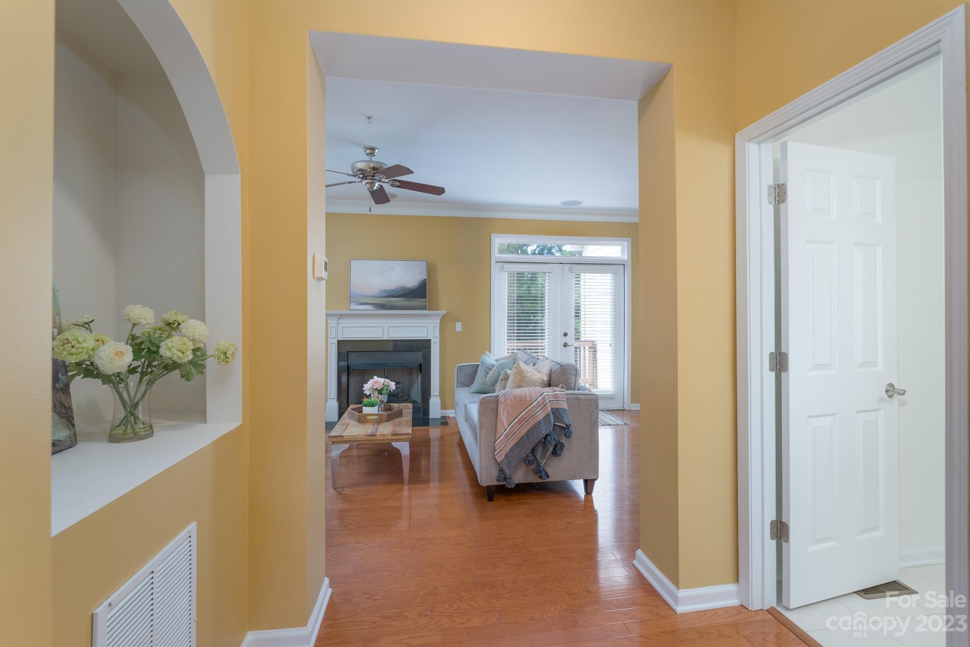 Lake Shore On Lake Wylie - Residential