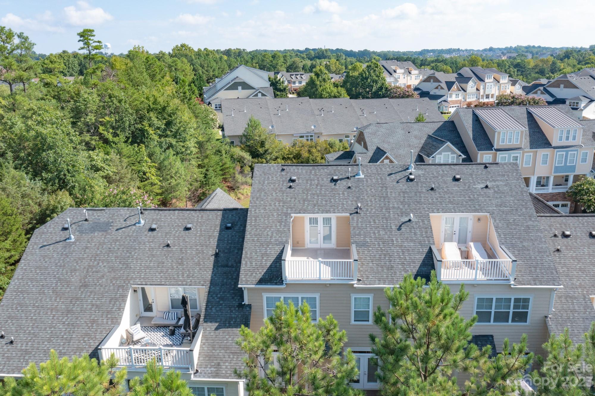 Lake Shore On Lake Wylie - Residential
