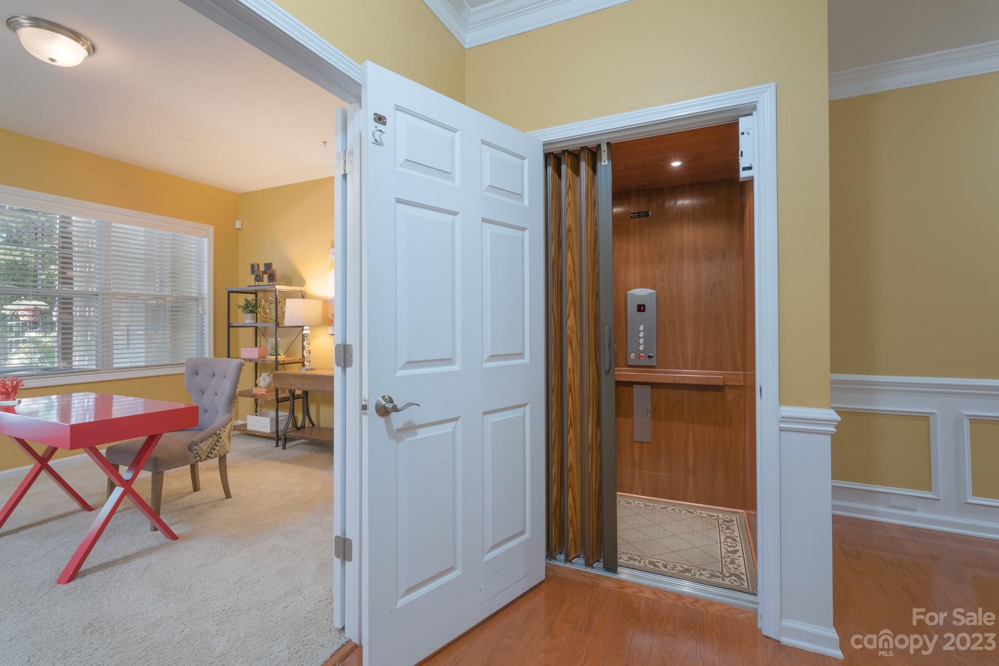 Lake Shore On Lake Wylie - Residential