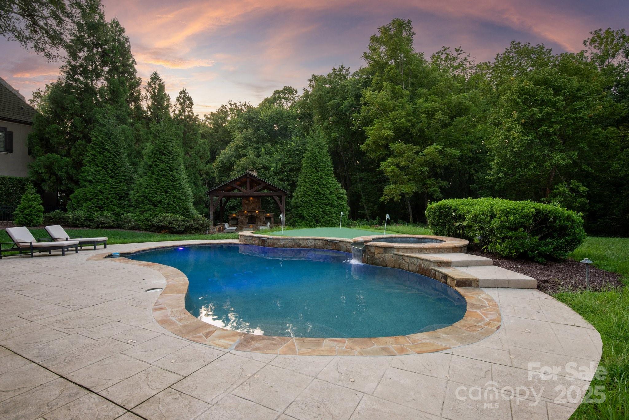 Longview - Residential