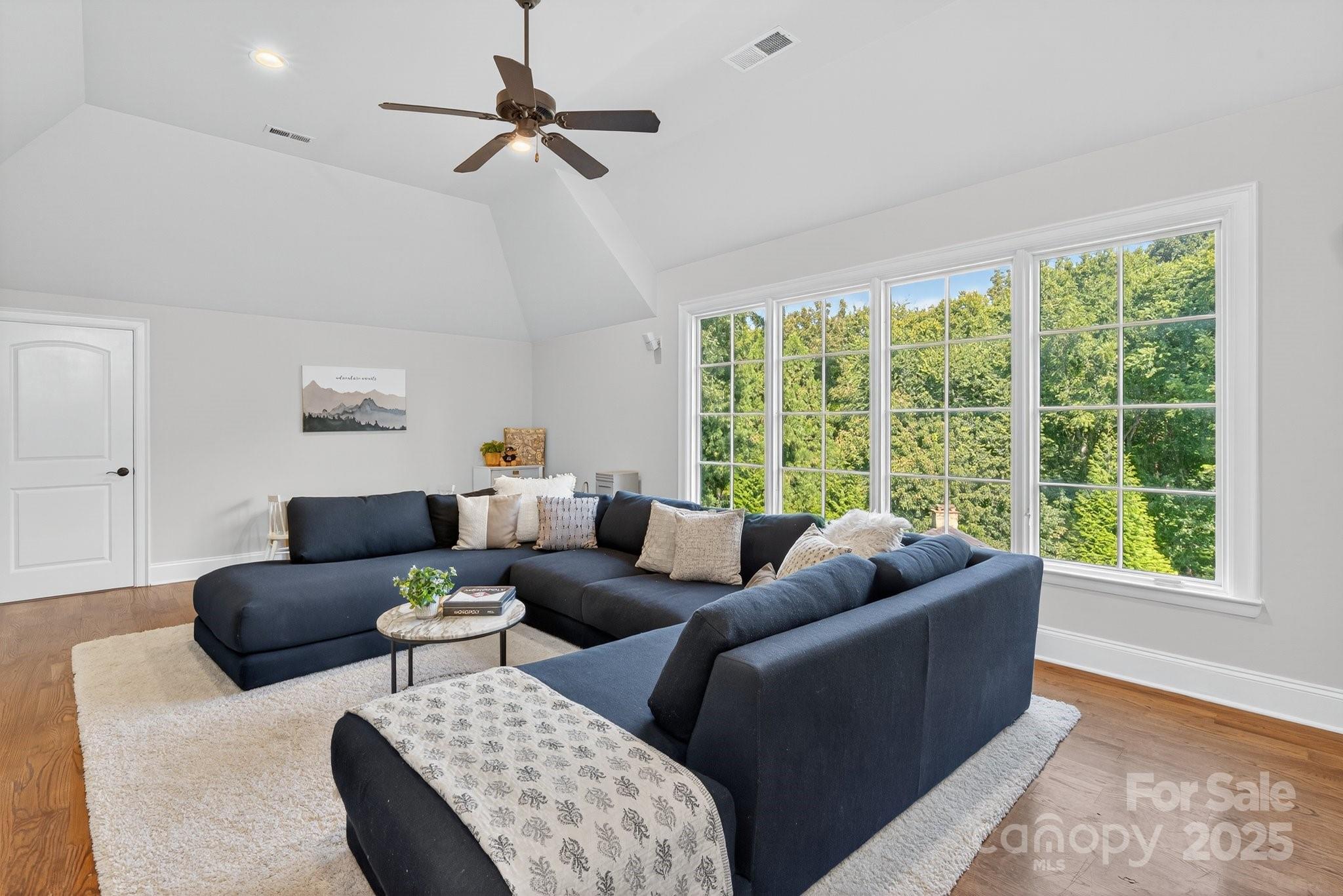 Longview - Residential