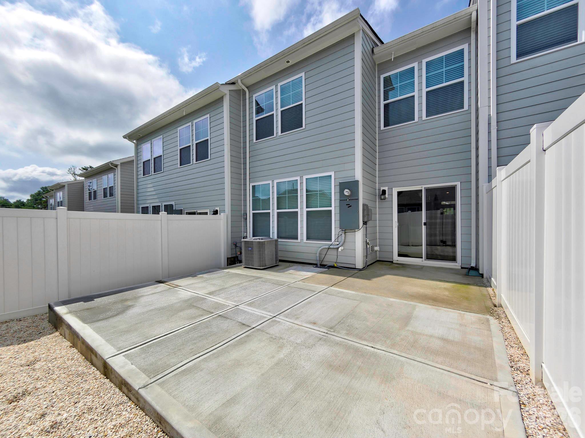 The Village At Ivy Ridge - Residential