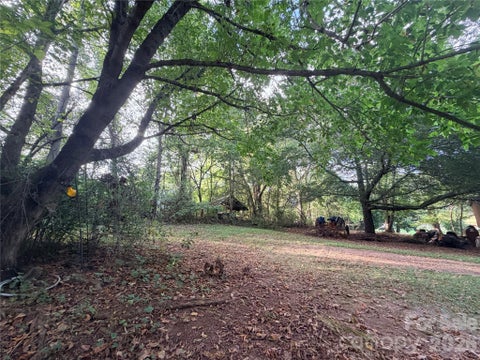 Photo of 173 & 175 Dix Creek Chapel Road, Asheville, NC 28806 (MLS # 4424210)
