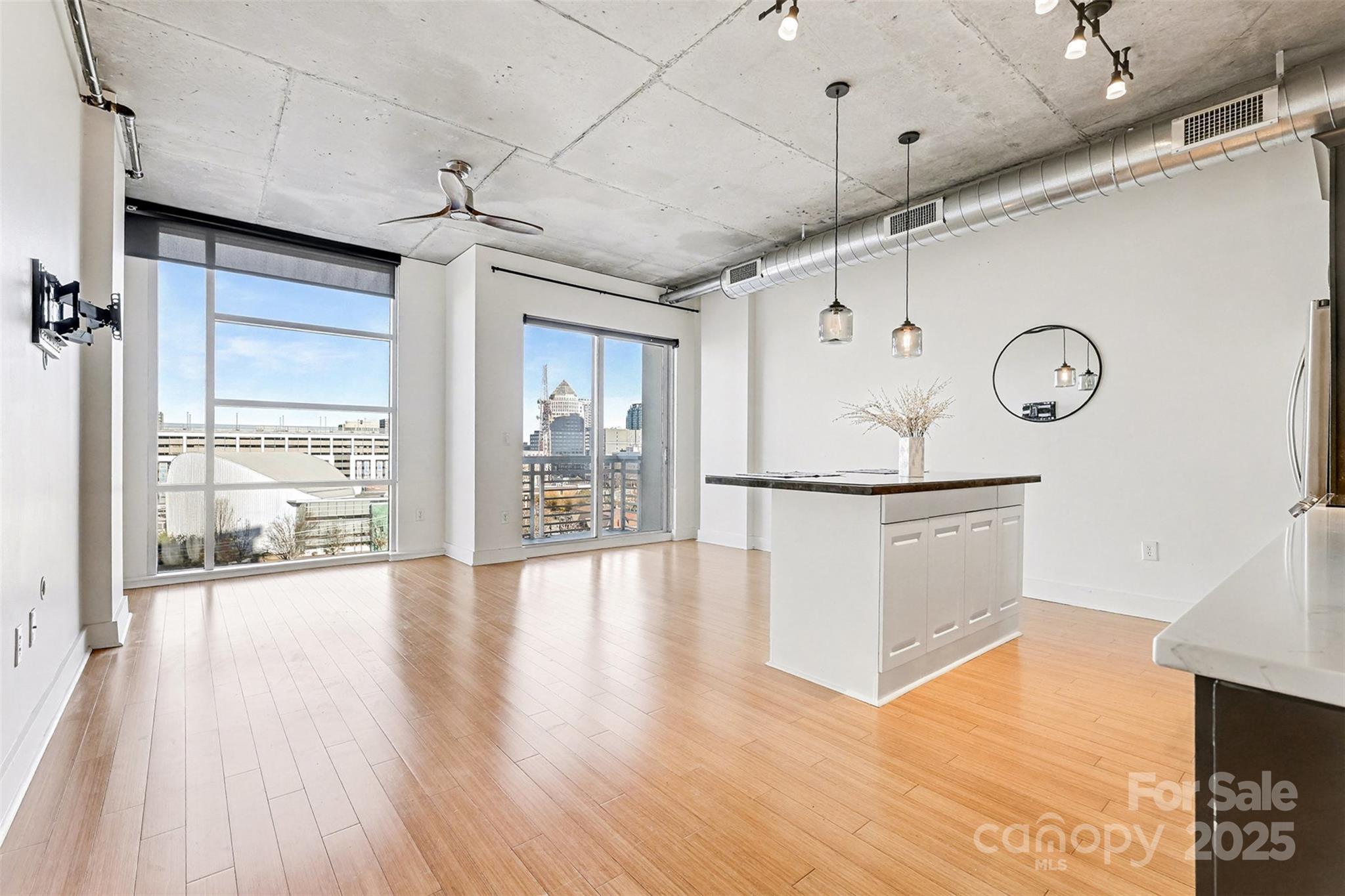 Courtside - Residential