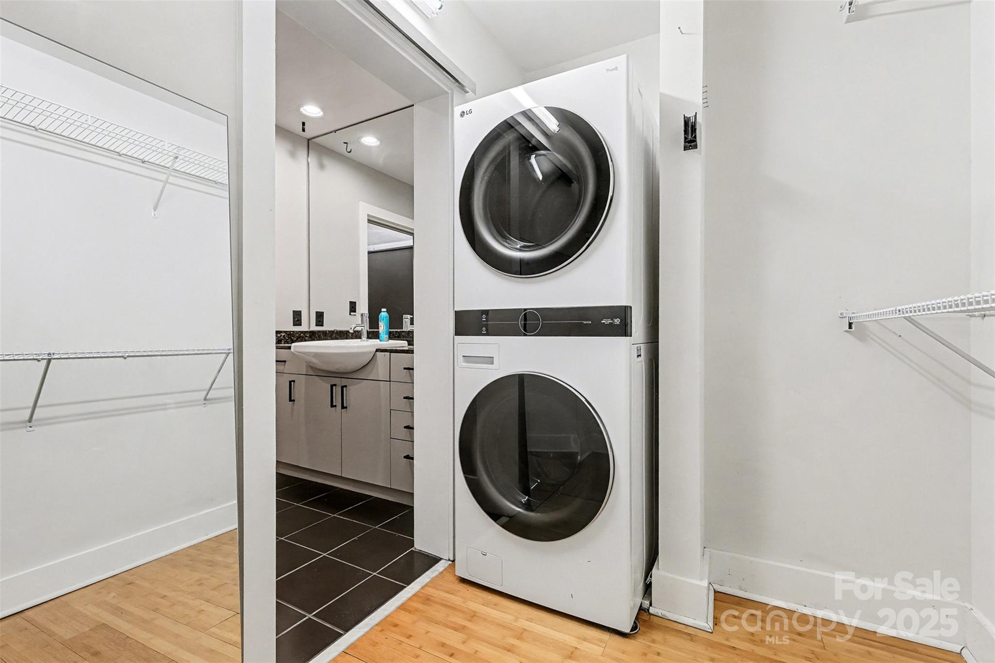 Courtside - Residential