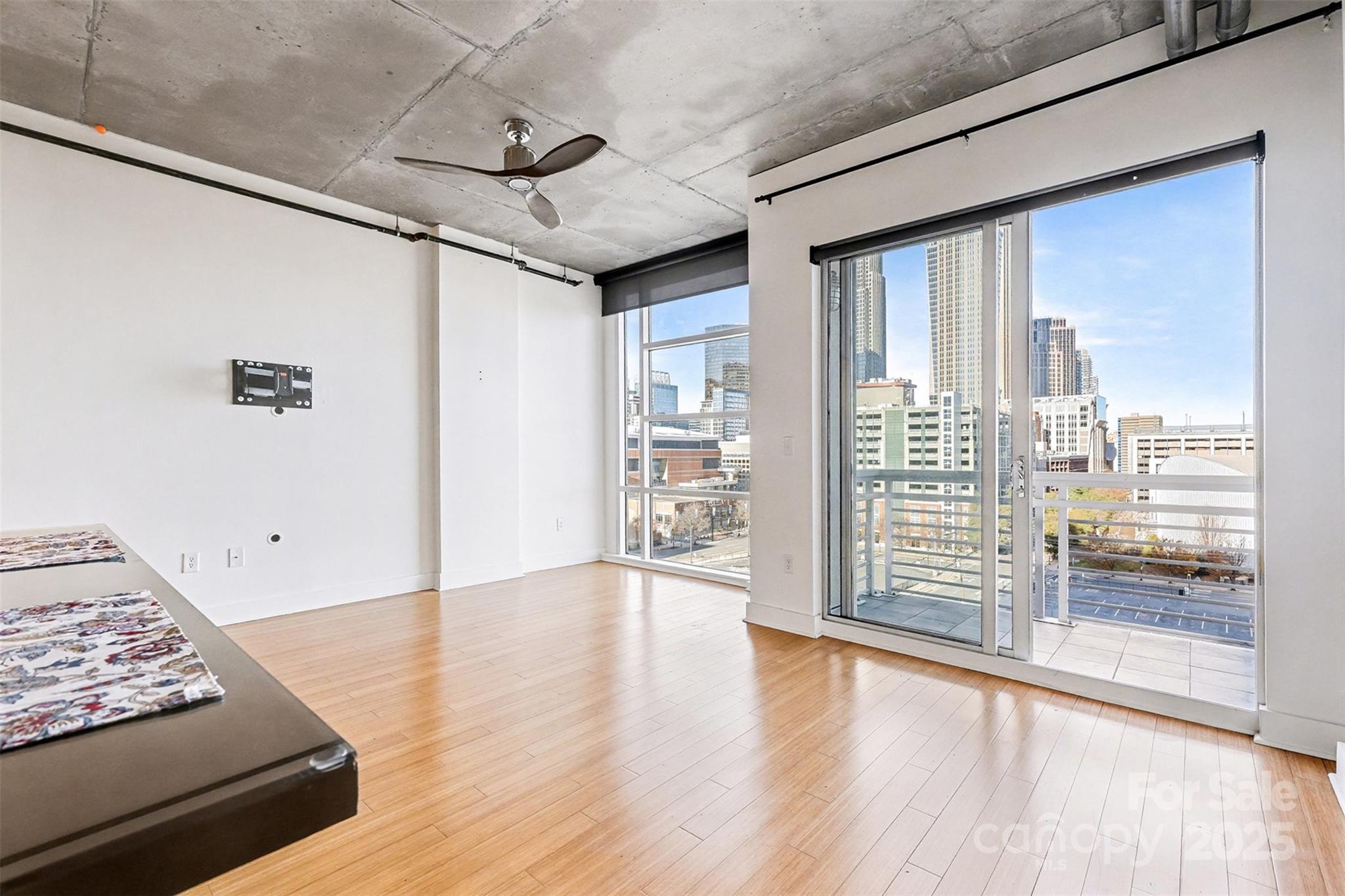 Courtside - Residential