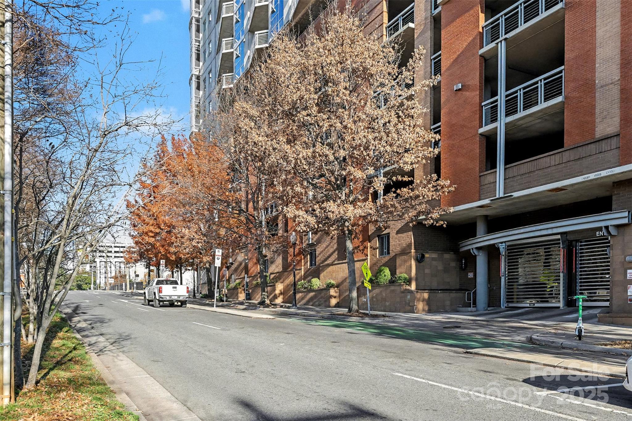 Courtside - Residential