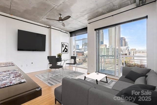 Courtside - Residential