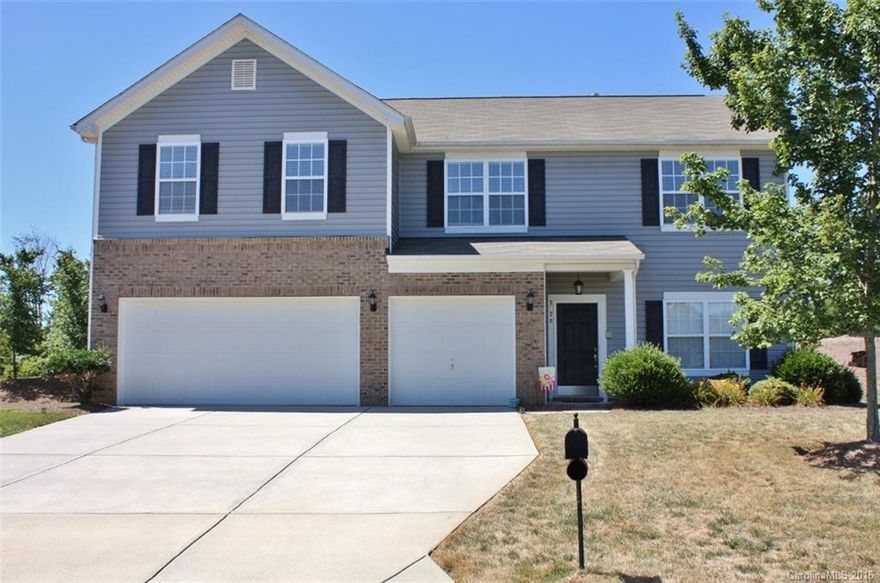 5 bedroom with 3 full baths on cul-de-sac lot. Formal dining room. Downstairs guest bedroom or office. Walk-in pantry. Kitchen has Corian counter tops. Refrigerator, washer & dryer remain. 2 wall mounted TV’s remain. 3-car garage. Large master suite with double sinks, whirlpool tub & separate shower. Loft. Large back yard. Community pool.