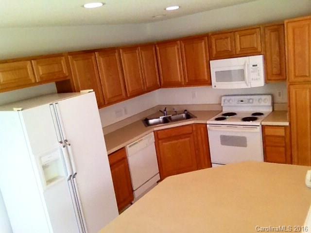 Tyler Woods - Residential Lease