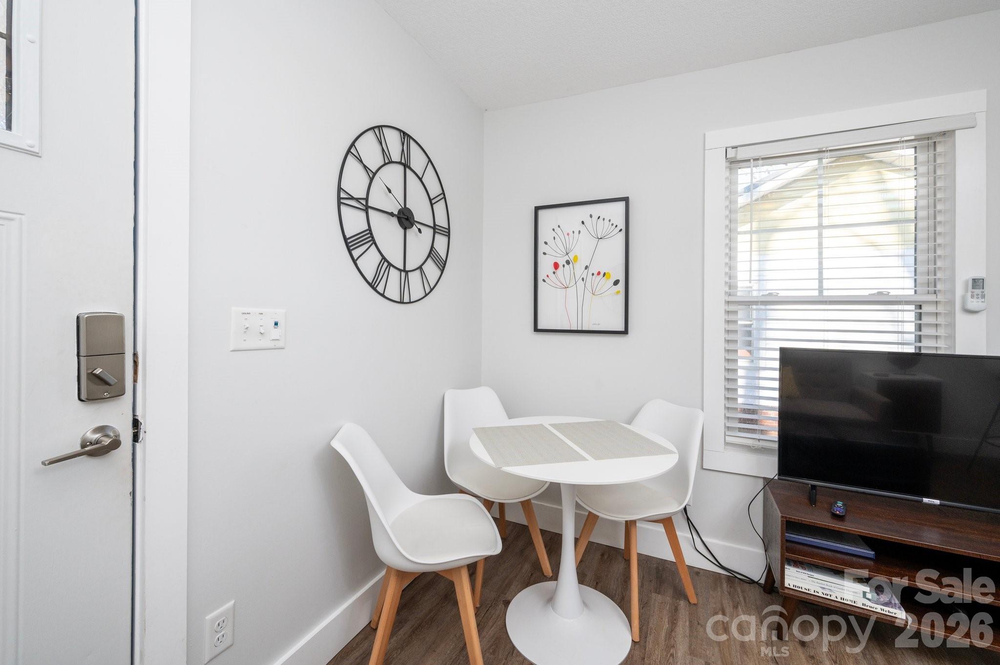 18 Oteen Park Place