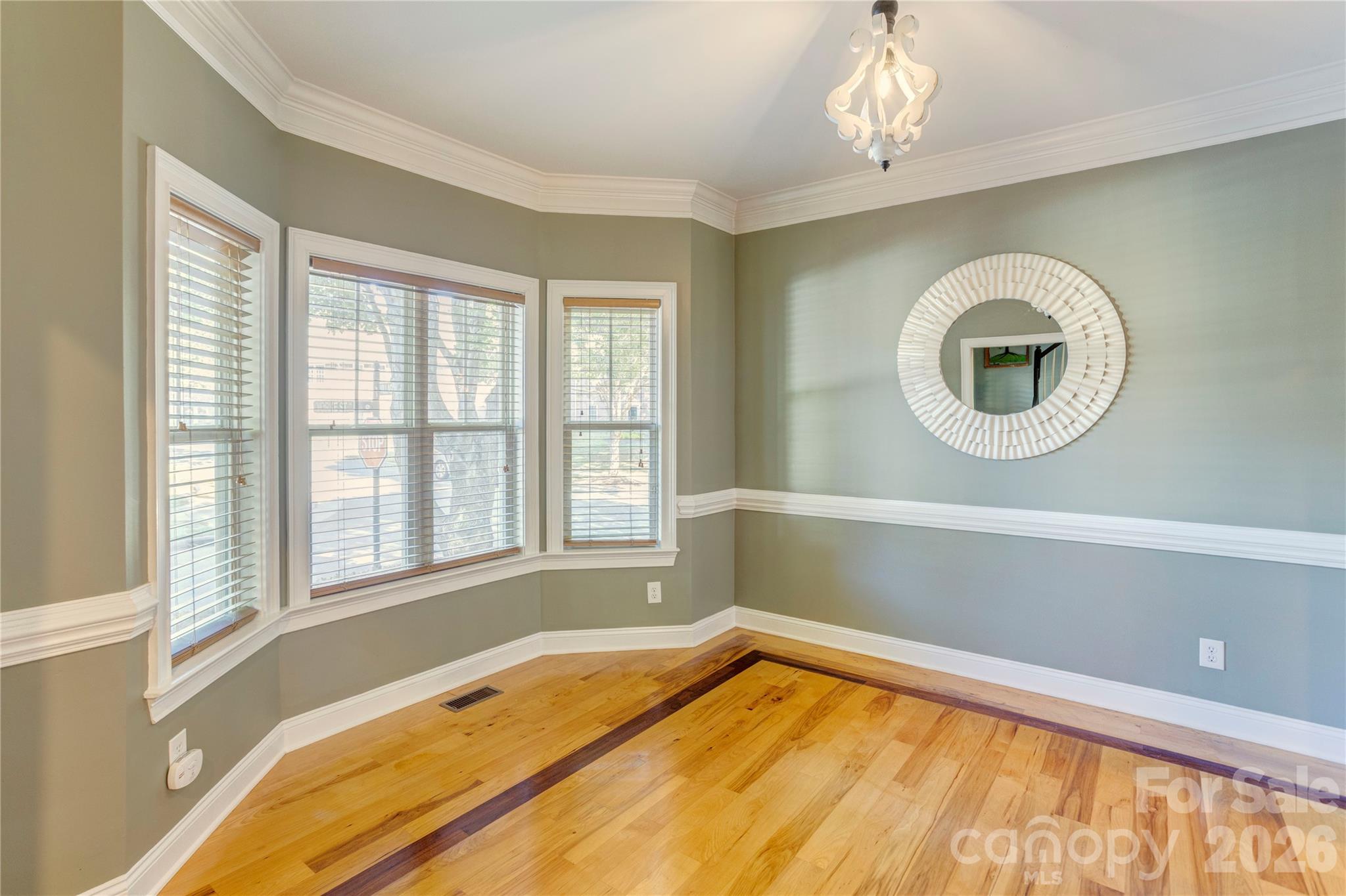 5505 Yorke Street NW