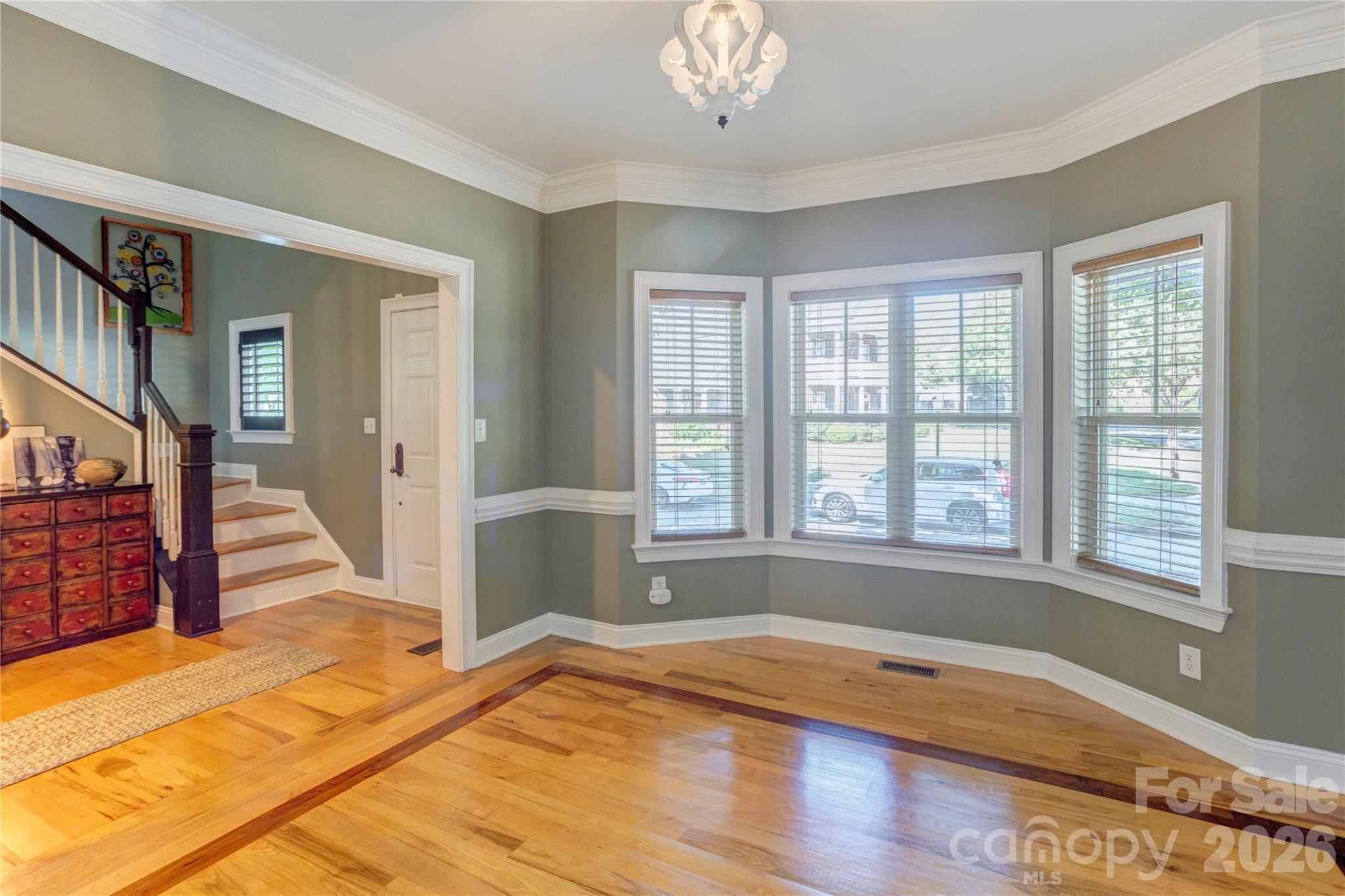 5505 Yorke Street NW