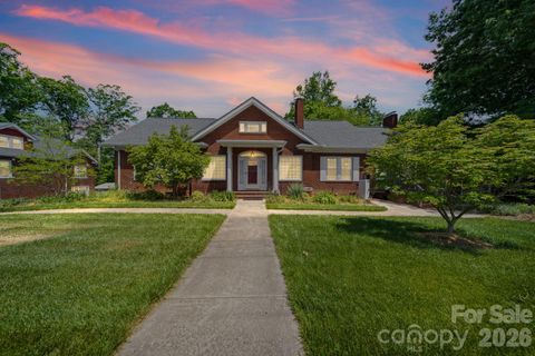 Photo of 729 Montgomery Avenue, Albemarle, NC 28001 (MLS # 4375078)