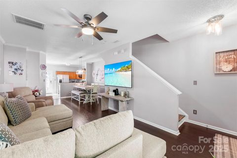 8814 Gerren Court Charlotte NC 28217