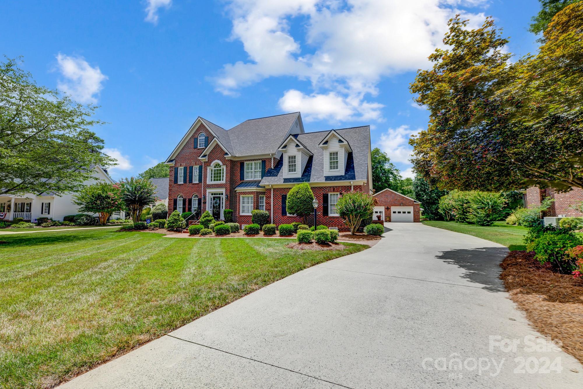 633 Peace Haven Road