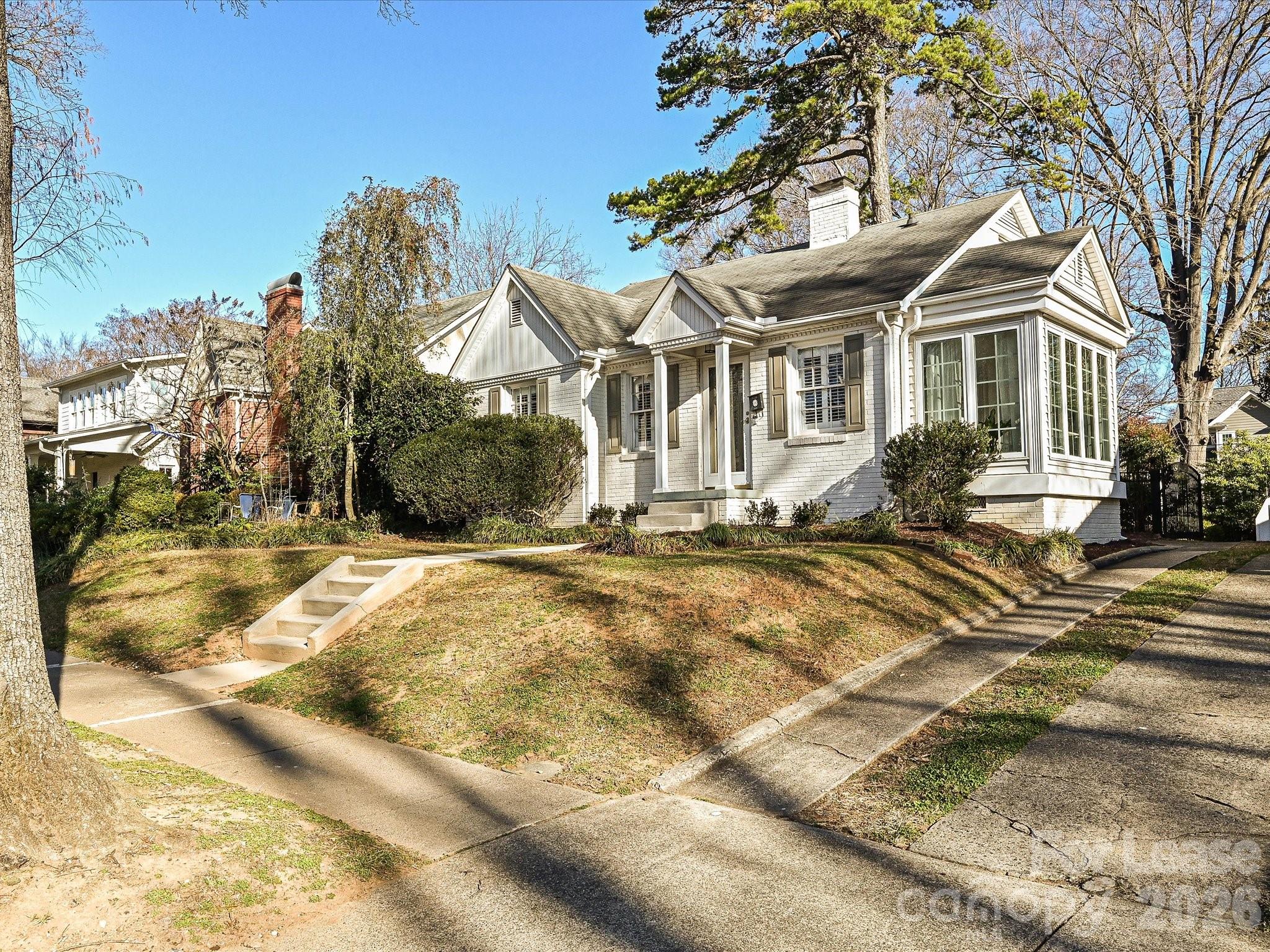 2331 Chesterfield Avenue