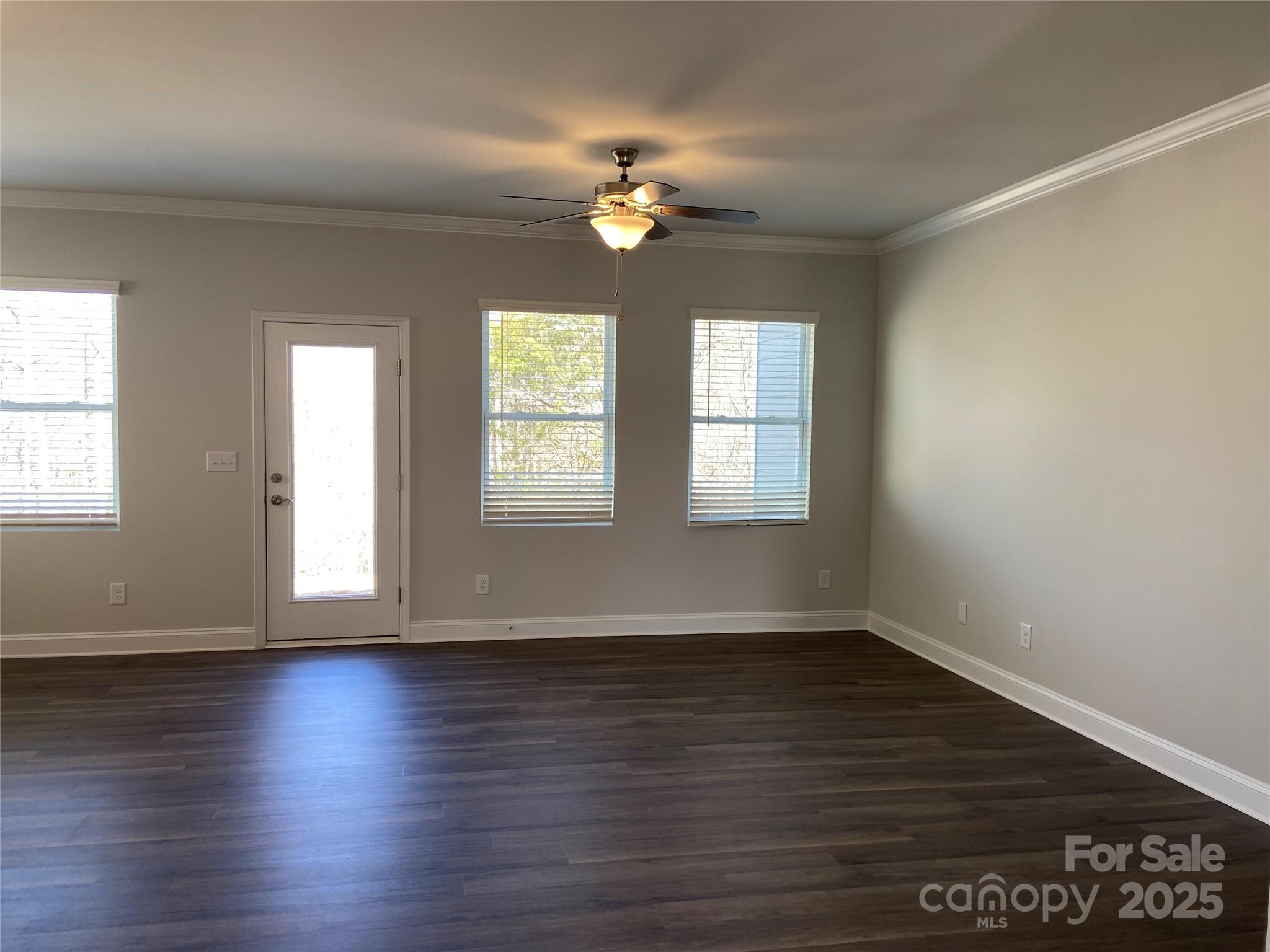 4909 Helmsworth Drive 100