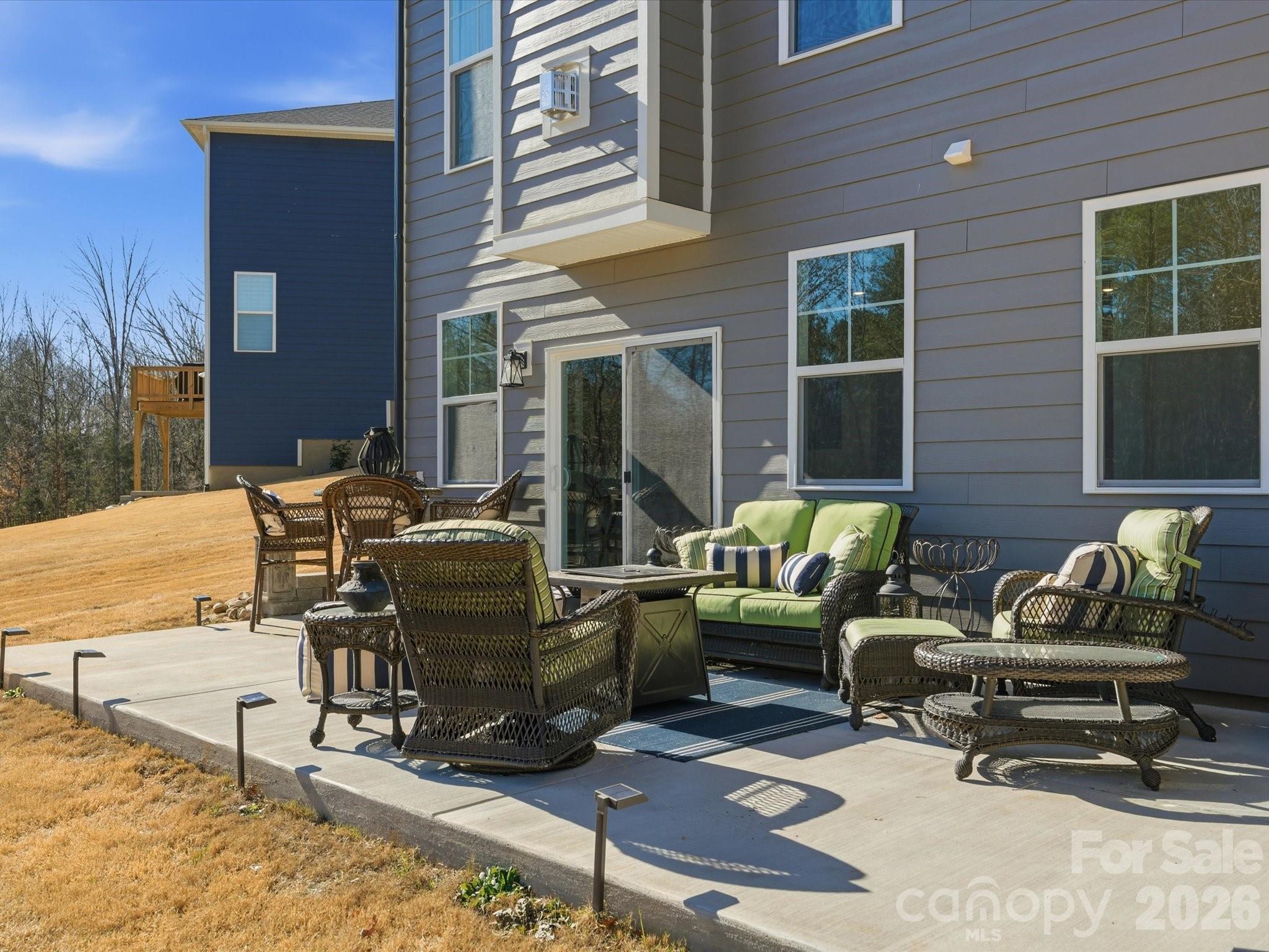 Lakeside Glen - Residential