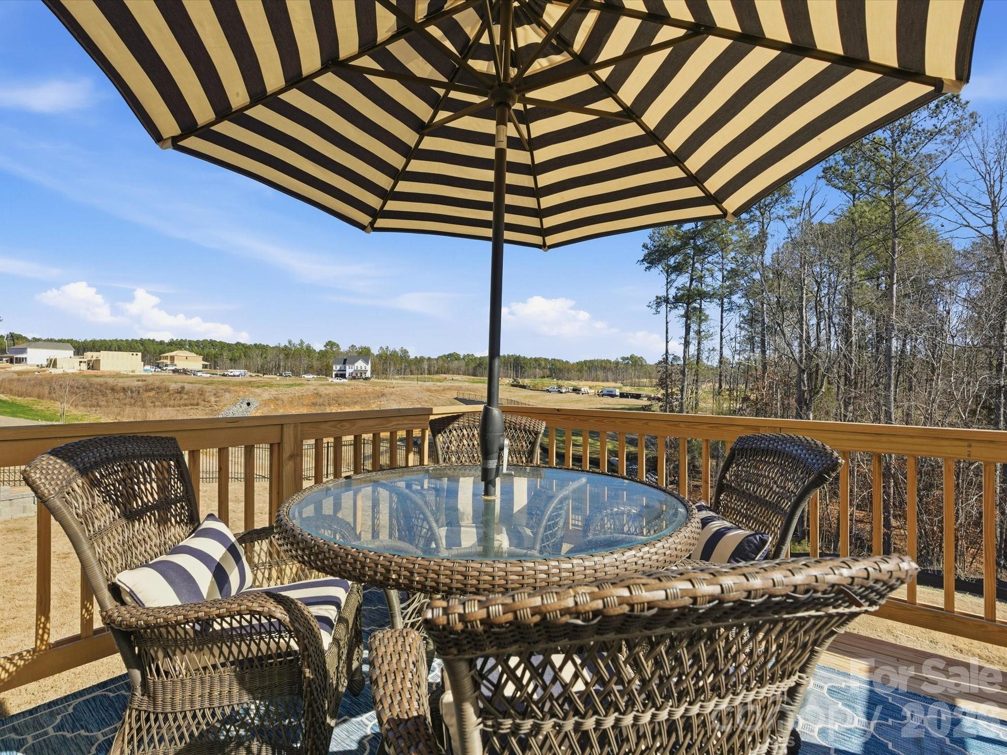 Lakeside Glen - Residential