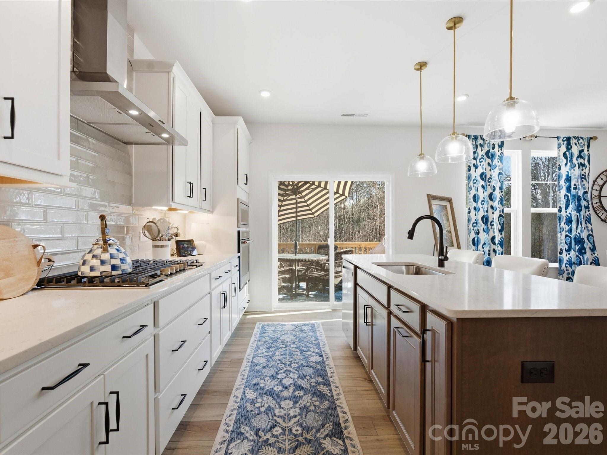 Lakeside Glen - Residential