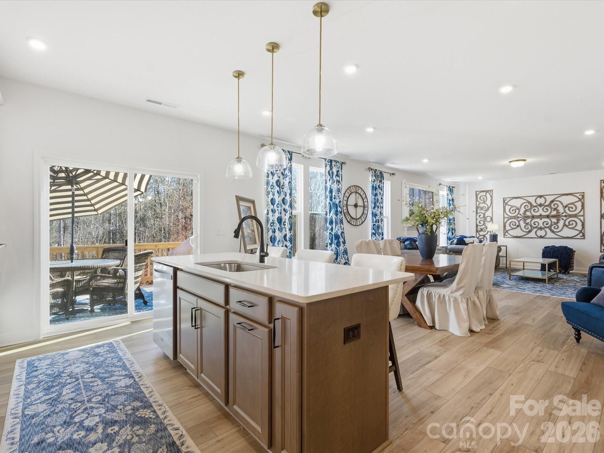 Lakeside Glen - Residential