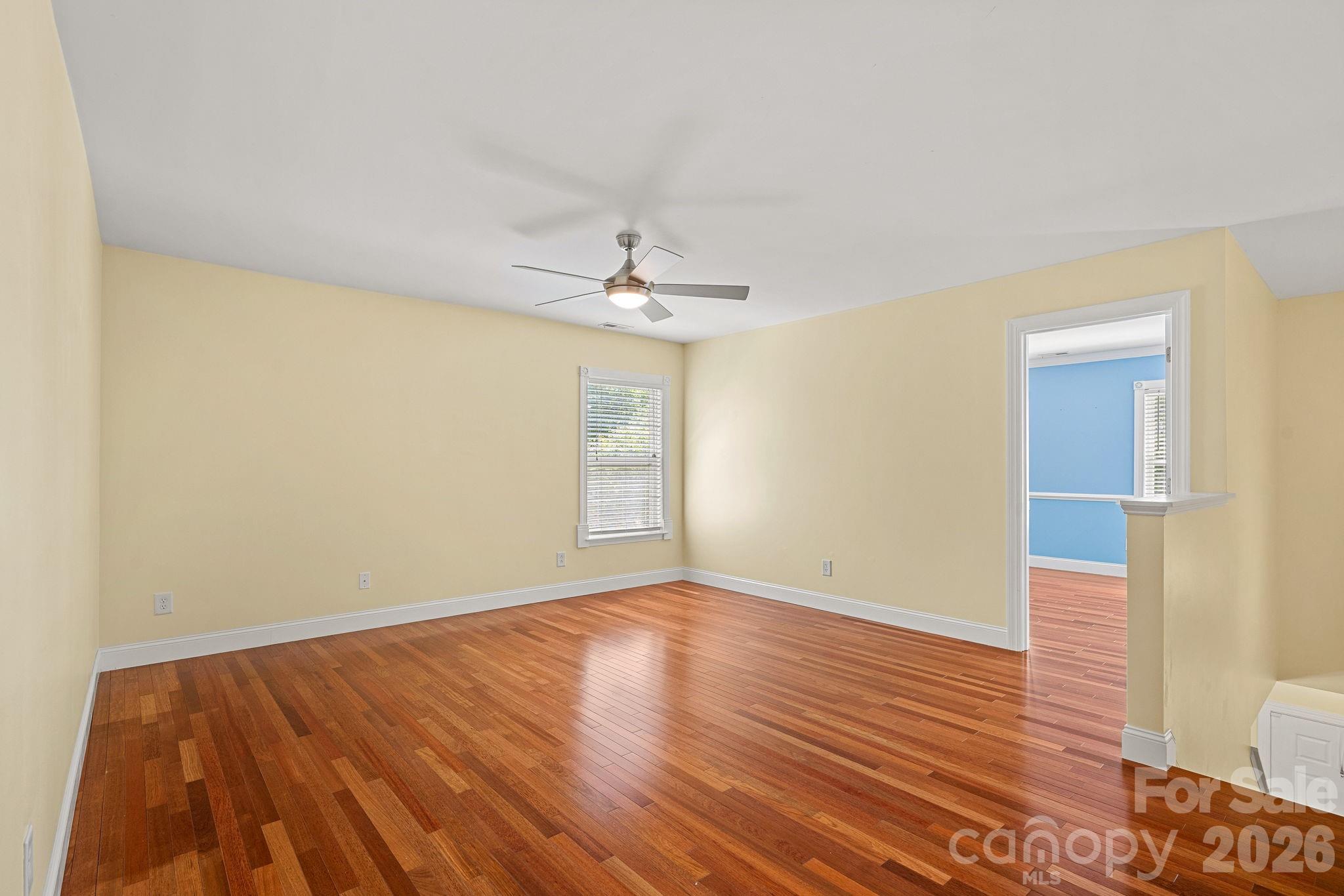 Sandy Pointe - Residential