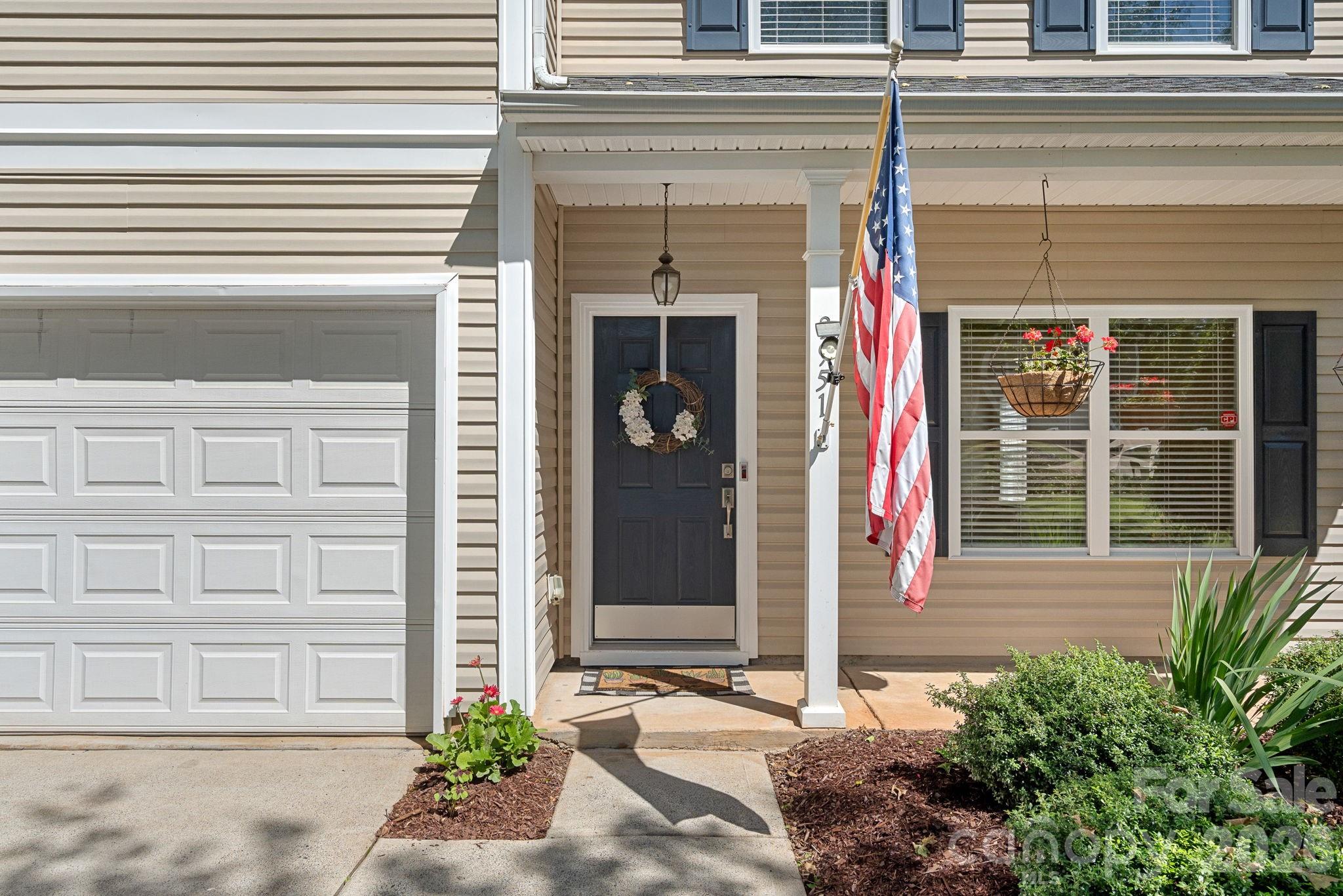 Sandy Pointe - Residential