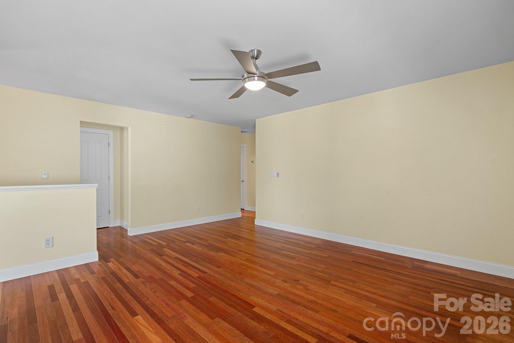 Sandy Pointe - Residential