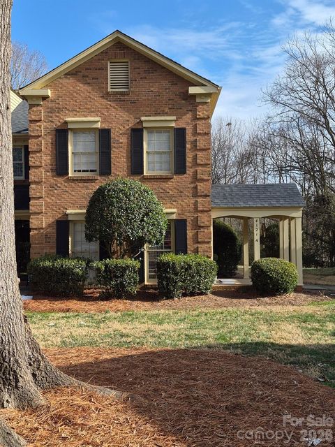 4121 Ivystone Court A Charlotte NC 28277