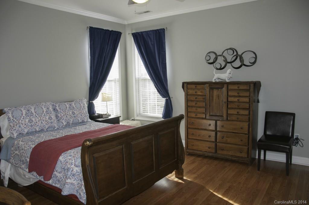 Colonial Village - Residential