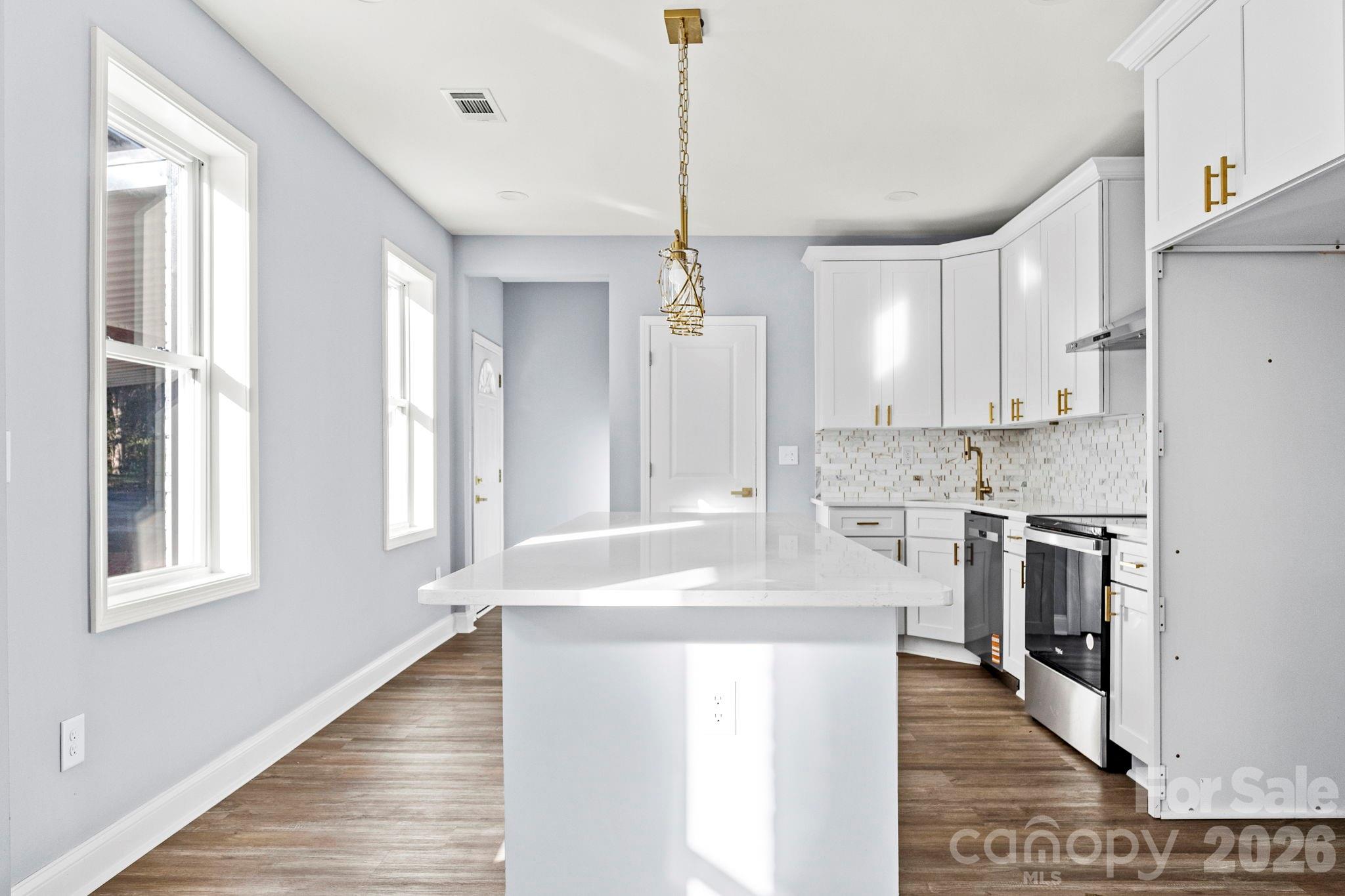 Crowders Mountain Ne - Residential