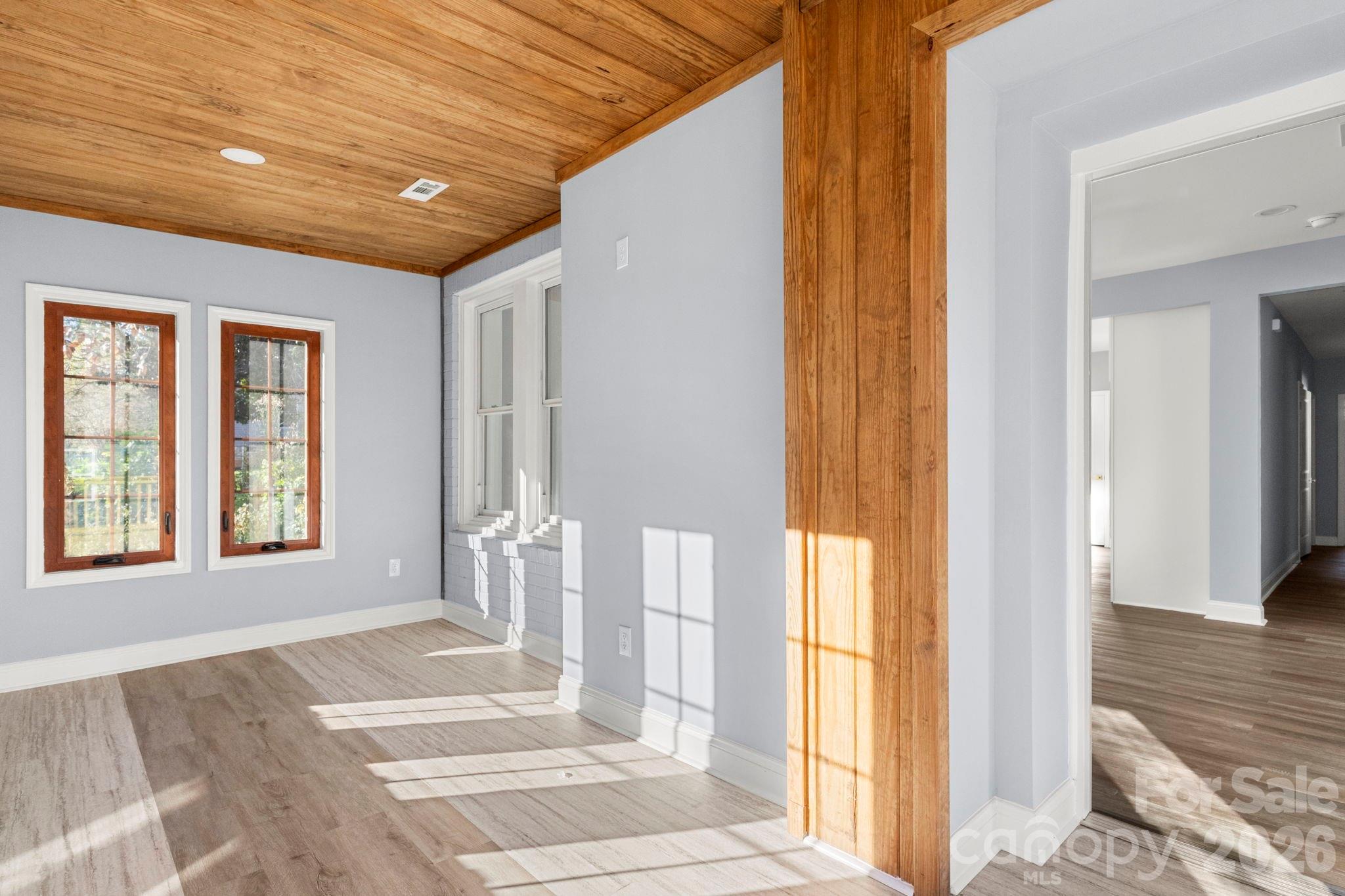 Crowders Mountain Ne - Residential