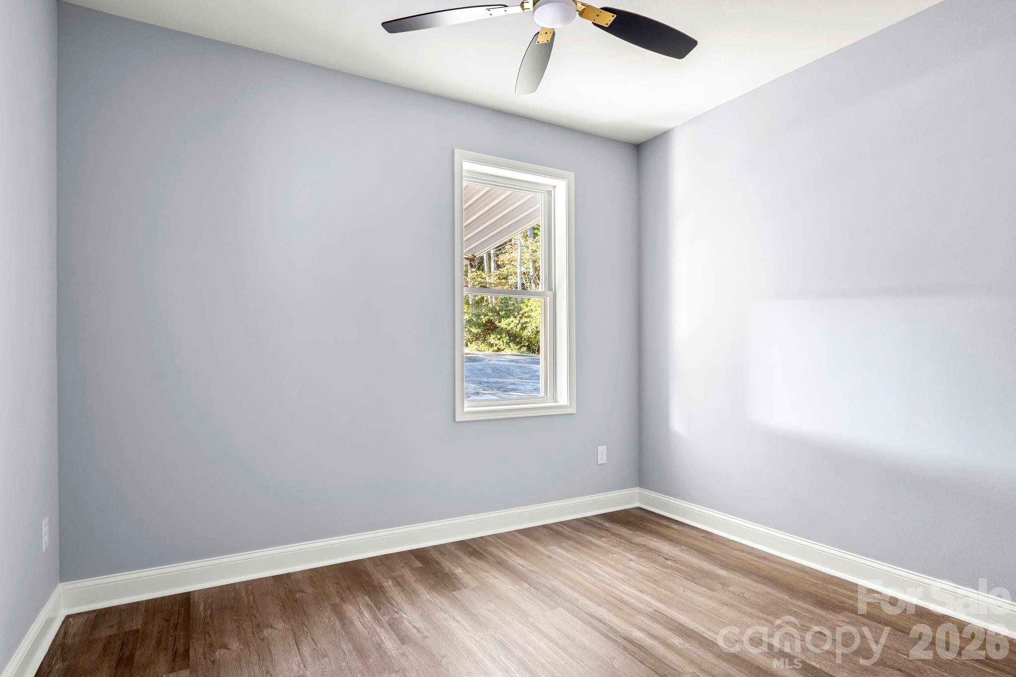 Crowders Mountain Ne - Residential